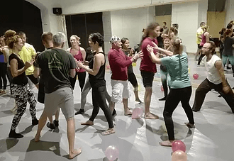 Acroyoga tábor közösség