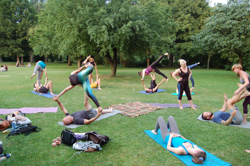 Acroyoga óra a Nuadteammel